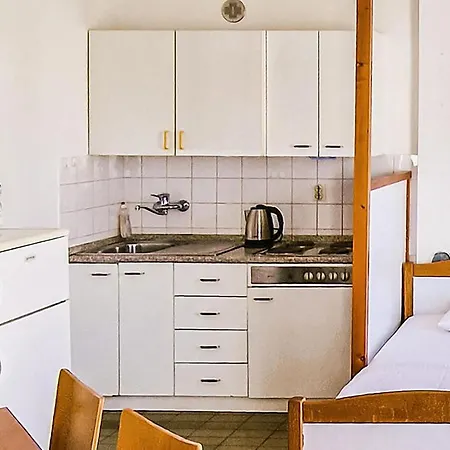 Cozy In With Kitchen Barbariga